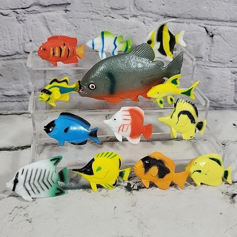 Fish Figures Realistic Marine Animal Toys Lot School Of 13 W/ Piranha Nature VTG